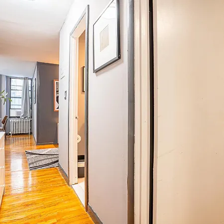 Apartment Stylish 3bd Near Empire *