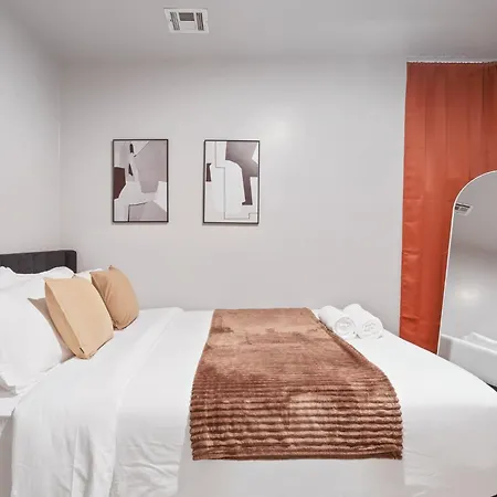 5bd Duplex W Private Patio Bbq And Arcade Games