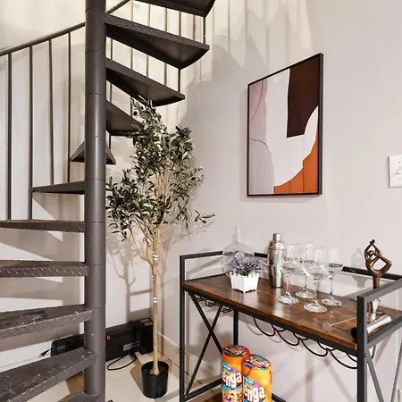 5bd Duplex W Private Patio Bbq And Arcade Games