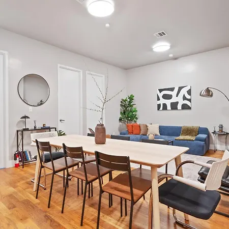 5bd Duplex W Private Patio Bbq And Arcade Games Apartment New York