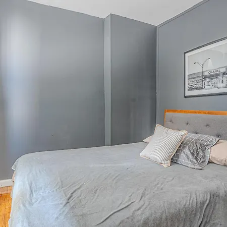 Stylish 3bd Near Empire Apartment New York