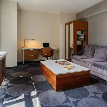 Hotel Crowne Plaza Hy36 Midtown Manhattan By Ihg New York