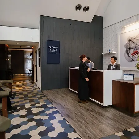 Hotel Crowne Plaza Hy36 Midtown Manhattan By Ihg