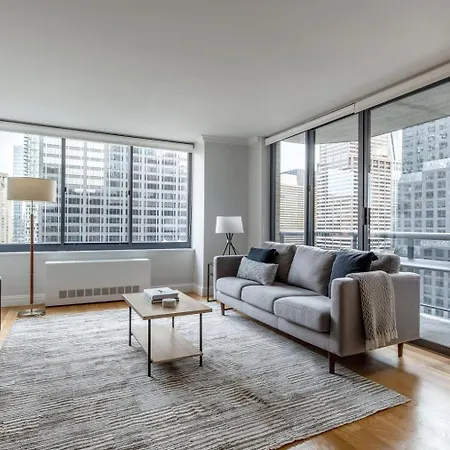 Apartment Midtown 1br W Doorman Wd Nr Times Square Nyc-1351 New York