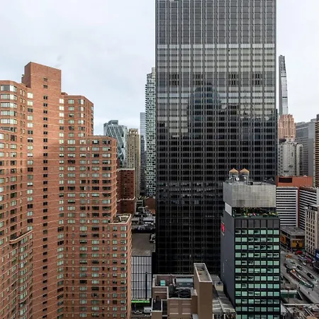 Midtown 1br W Doorman Wd Nr Times Square Nyc-1351 New York