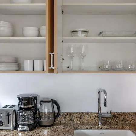 Midtown 1br W Doorman Wd Nr Times Square Nyc-1351 Apartment *