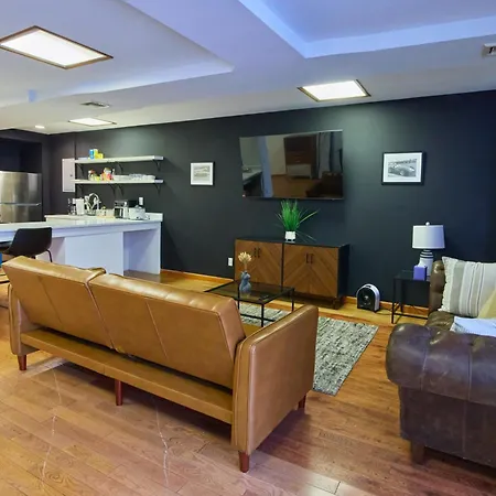 Queensboro Loft Apartment *