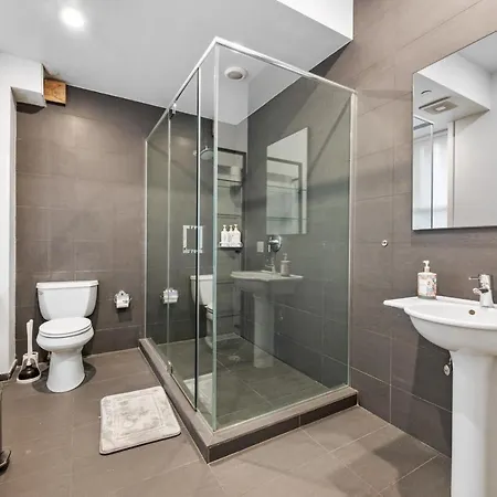 Hotel Nolita Modern 6 Bedrooms 2 Baths New York