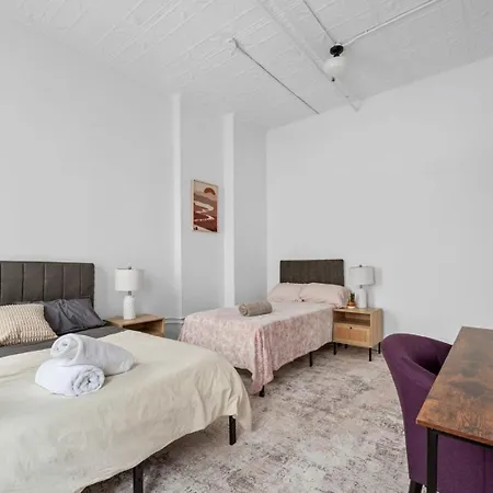 Nolita Modern 6 Bedrooms 2 Baths