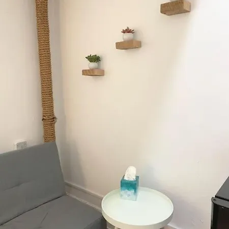 Inn Private With Shared Bath On Union Square 11