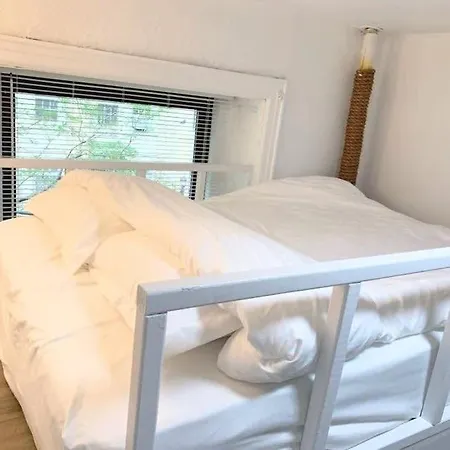 Inn Private With Shared Bath On Union Square 11 New York
