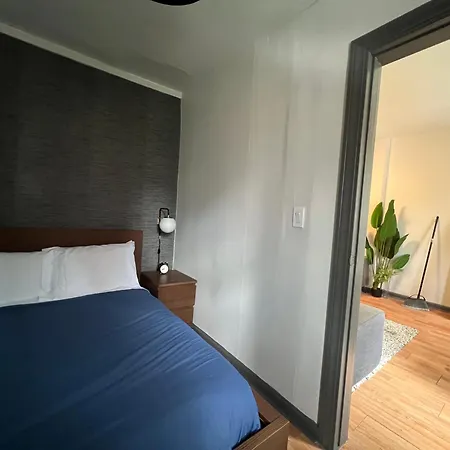 The Midtown Center Apartment *