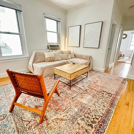 Upper East Side 2 Bedrooms Gem Apartment