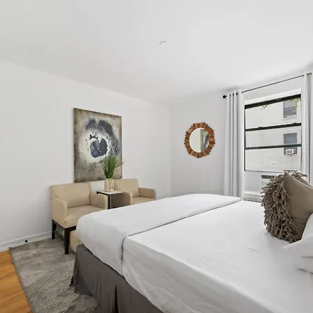 Harlem Renaissance Apartment *