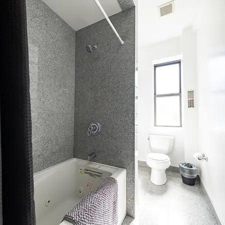 Sunny 4br 2ba Retreat Near Columbia Apartment New York