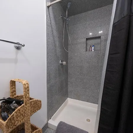 Sunny 4br 2ba Retreat Near Columbia