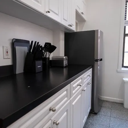 Sunny 4br 2ba Retreat Near Columbia Apartment