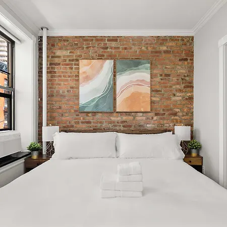 Chic Nyc Escape In Vibrant Downtown *