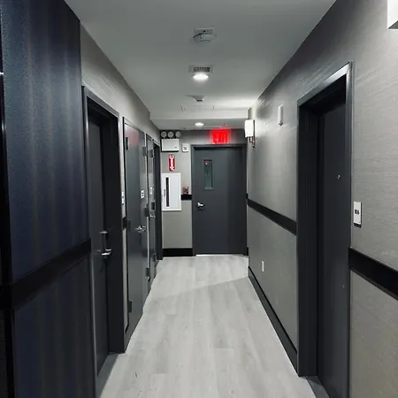 Capital Long Island Hotel