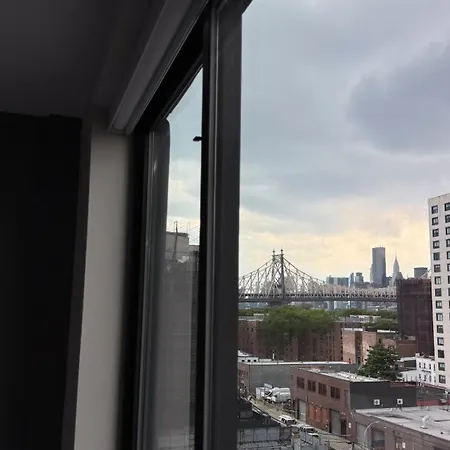 Capital Long Island Hotel 4*