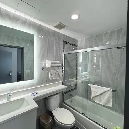 The - Long Island Hotel 3*