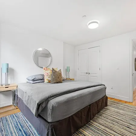 The Apollo Apartment *