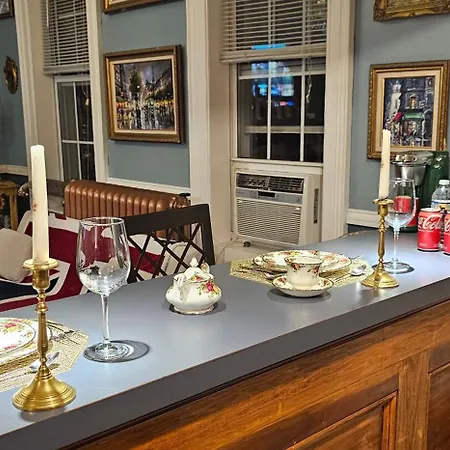 Apartment Luxurious At Colonial Townhouse New York