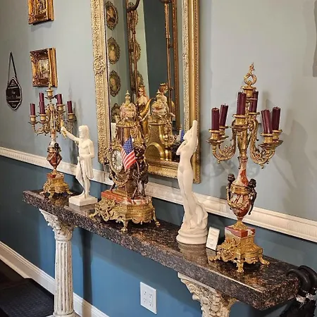 Apartment Luxurious At Colonial Townhouse New York