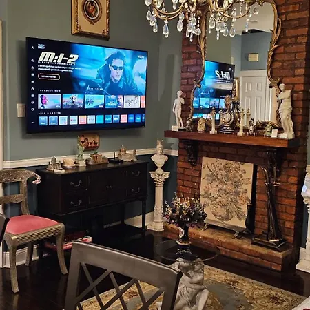 Apartment Luxurious At Colonial Townhouse New York