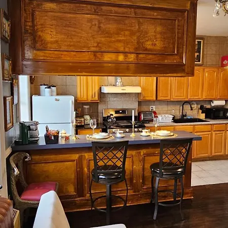 Apartment Luxurious At Colonial Townhouse New York