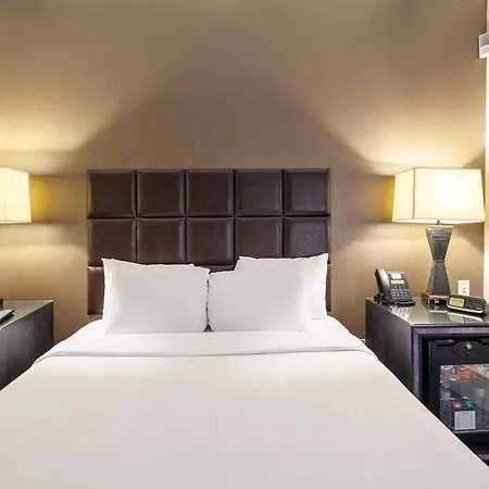 Hotel The Historic Blue Angel Lexington Ave, An Ascend Collection 4*