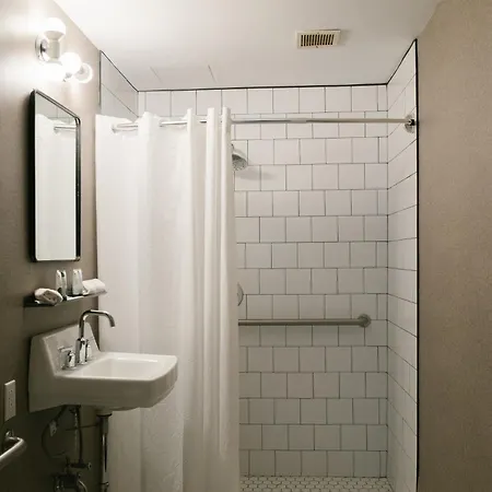 Redford 3* New York