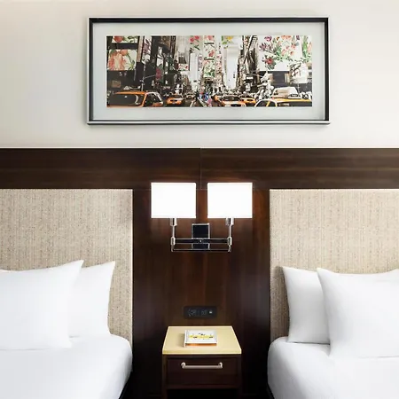 Hilton Garden - Times Square Hotel 3*