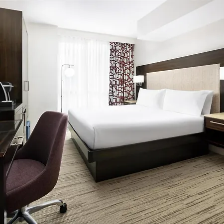 Hilton Garden - Times Square 3*