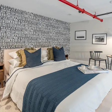 Brooklyn Bay Lofts - Modern Chic With Rooftop Terrace Apartment *