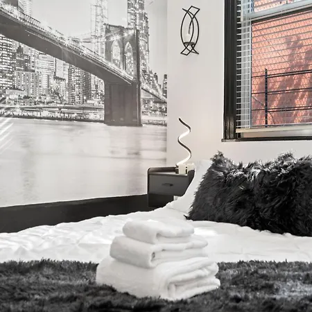 Tripoli Artisan Lofts - Designer Bushwick Lofts With Rooftop Terrace *