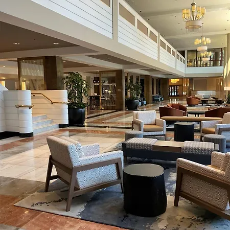 Doubletree By Hilton New York-laguardia Hotel 3*