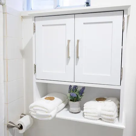 Lovely 1 Bedroom With Patio By Yankee Stadium *