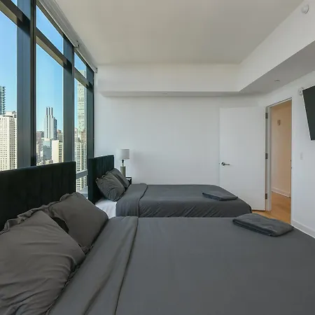 Opulent 2br Duplex - Iconic Midtown Views Apartment *