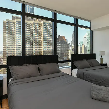 Opulent 2br Duplex - Iconic Midtown Views New York