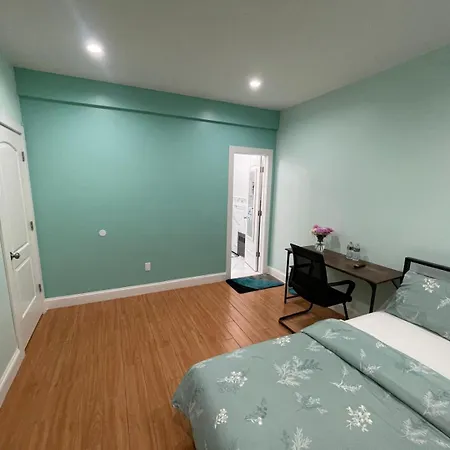 Luxury With Attached-bath Near Jfk Ny *