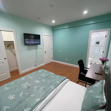 Luxury With Attached-bath Near Jfk Ny *
