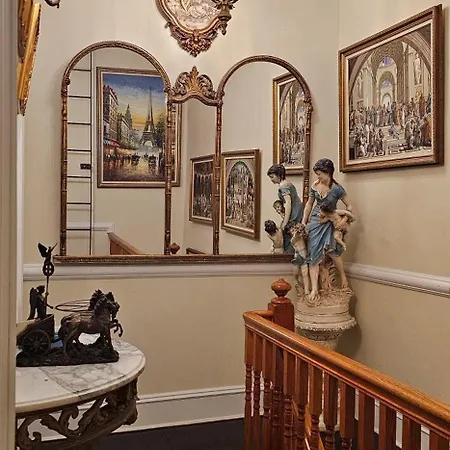 Apartment Luxurious At Colonial Townhouse *
