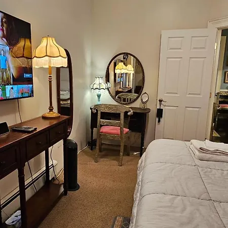 Apartment Luxurious At Colonial Townhouse New York
