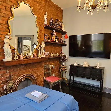 Apartment Luxurious At Colonial Townhouse New York