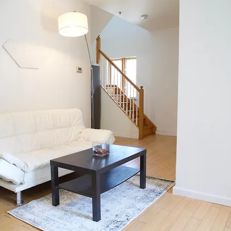 Brightonbeach3-room W & Balcony *