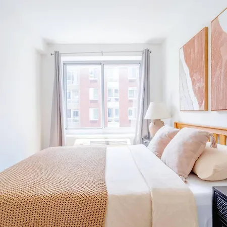 3br 1ba Charmer Near Near Times Square & Broadway Apartment *