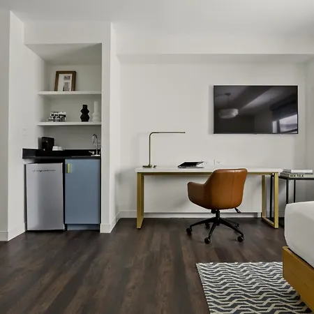 Newly Renovated At Club Quarters Times Square, 4* New York