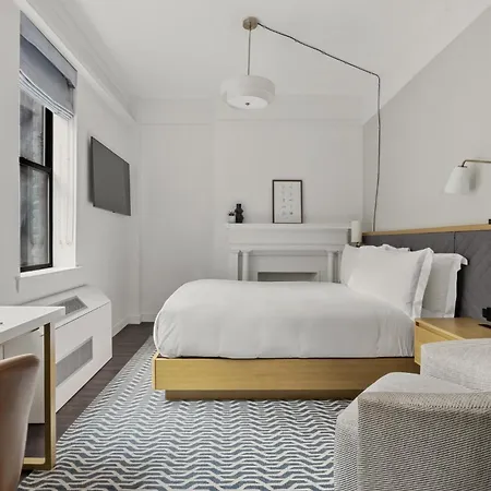 Newly Renovated At Club Quarters Times Square, 4*