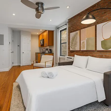 Apartment Stylish In Trendy East Village